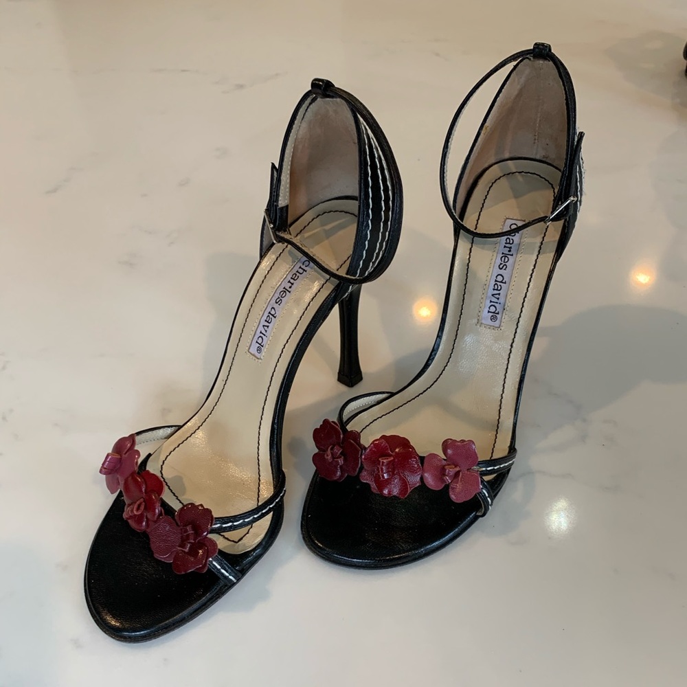 Charles David Sz 6 heeled sandals